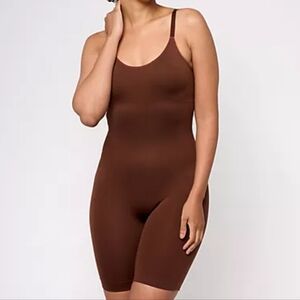 Shapermint Brown Scoop Neck Mid-thigh Bodysuit